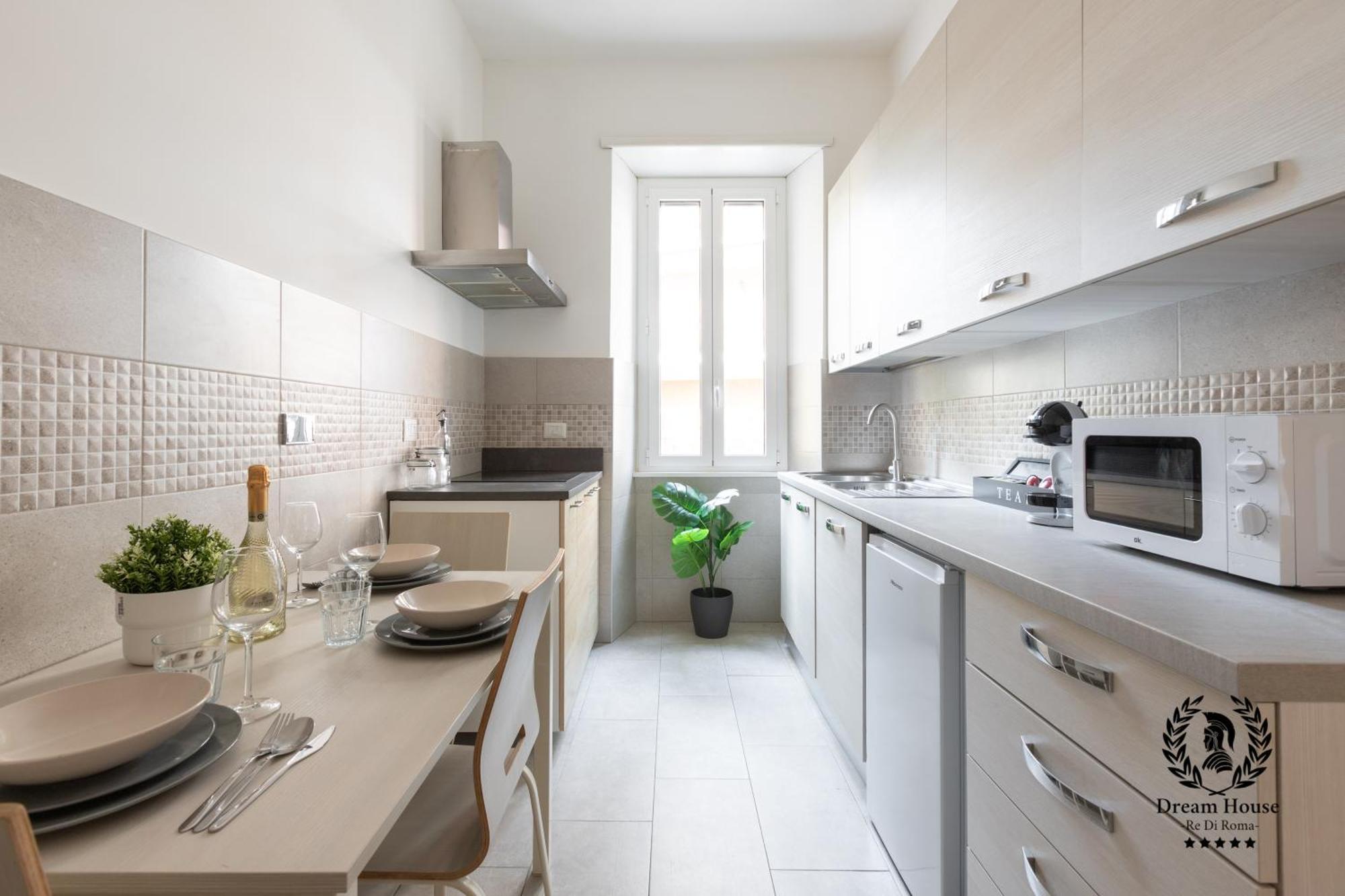 Dream House Re Di - 50mt To Metro Station, Position, 4pax, 2bdr Apartamento *
